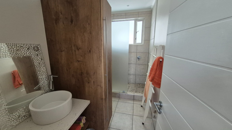 4 Bedroom Property for Sale in Summerstrand Eastern Cape